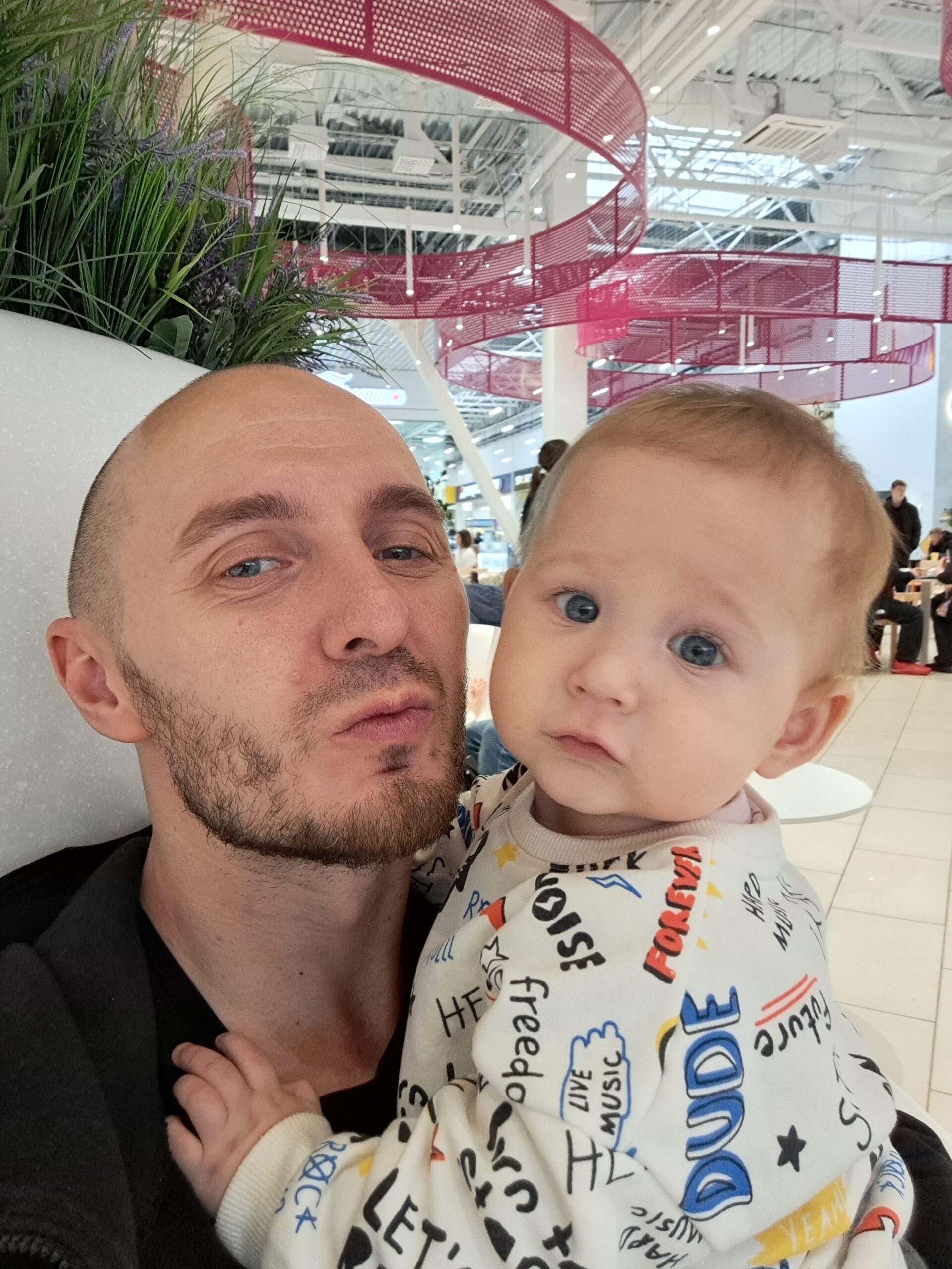 Мой сын Марк — моя гордость, моя радость, мой продолжатель рода!